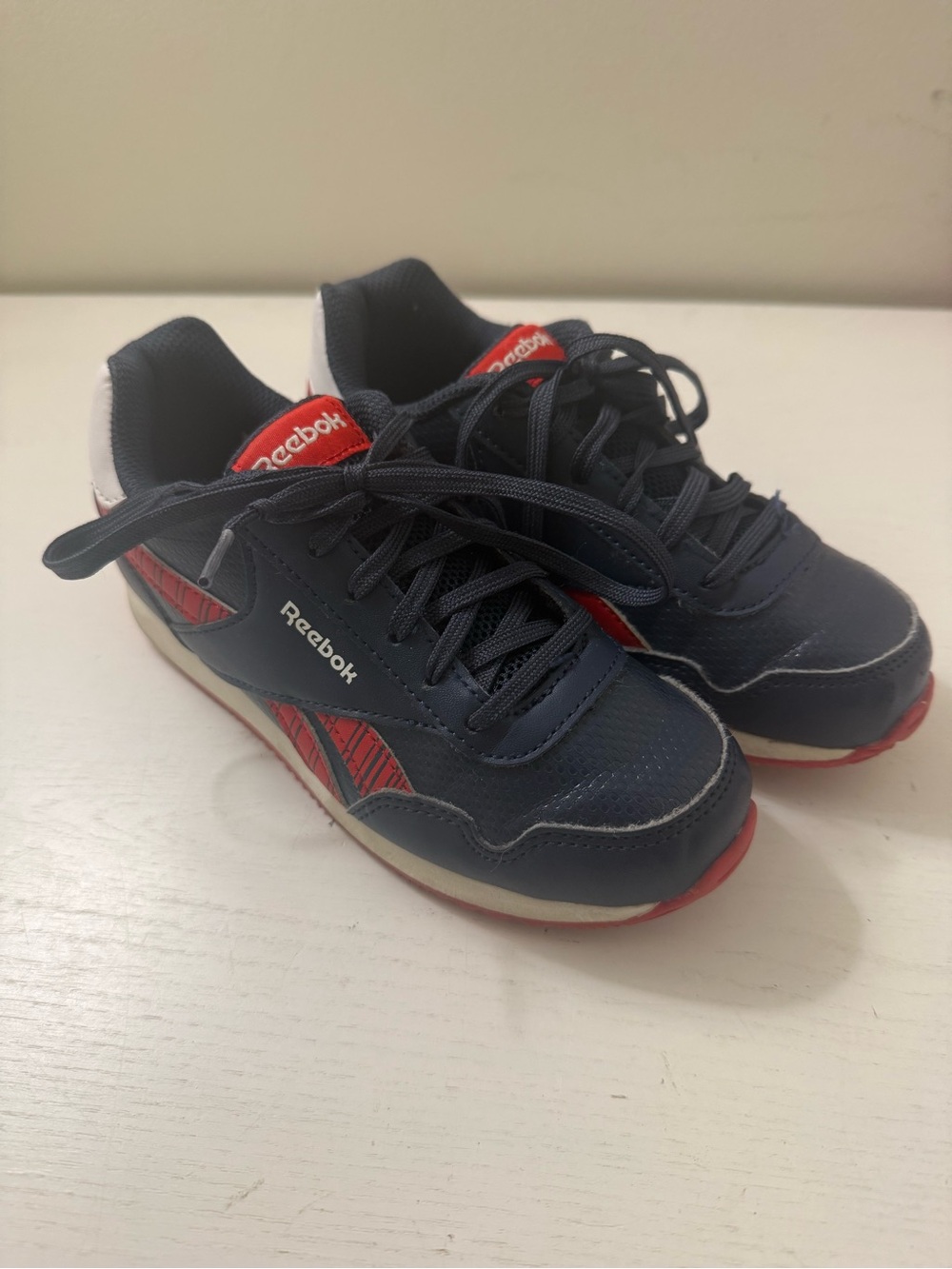 Reebok Kids Navy and Red Lace-Up Sneakers Size 13